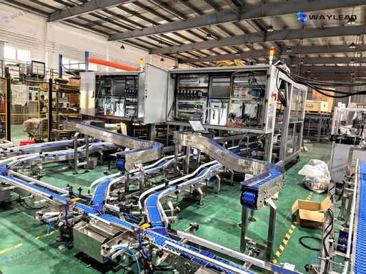 Fabrique de transformation alimentaire spécifie la machine d'emballage à flux horizontal HFF électrique automatique
